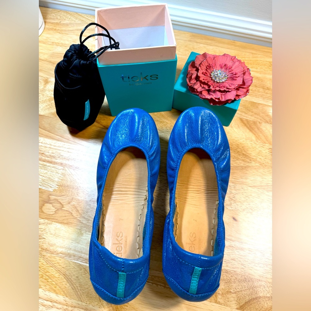 Cobalt Blue Tieks size 7